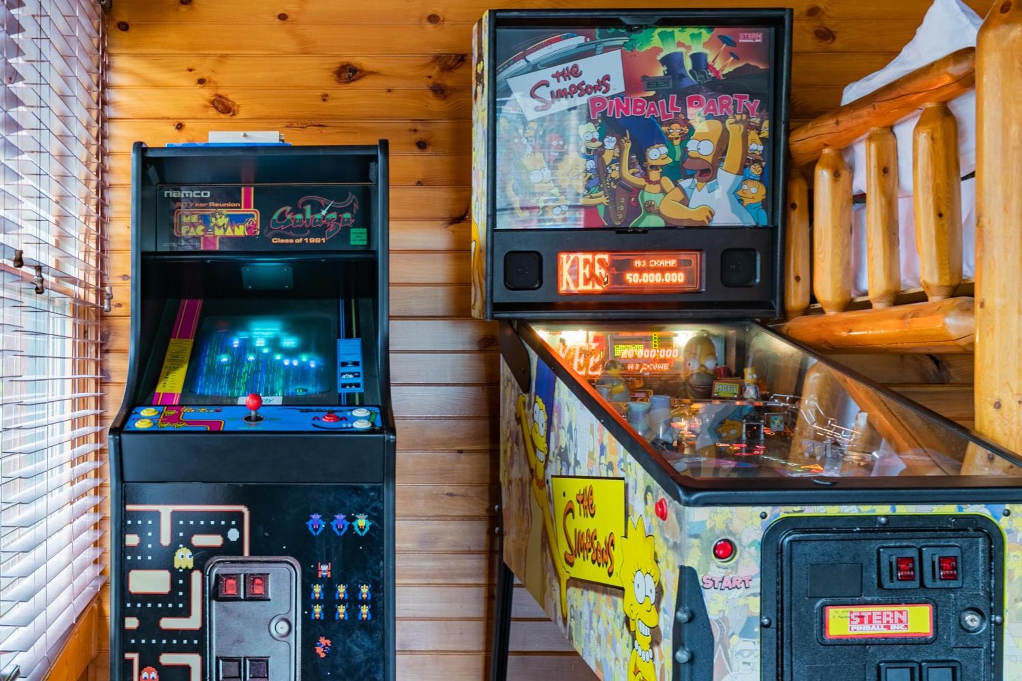 Spacious Resort Log Cabin, Easy Drive, Hot Tub, Arcade Gameroom, Mountain Vibe Gatlinburg Eksteriør bilde